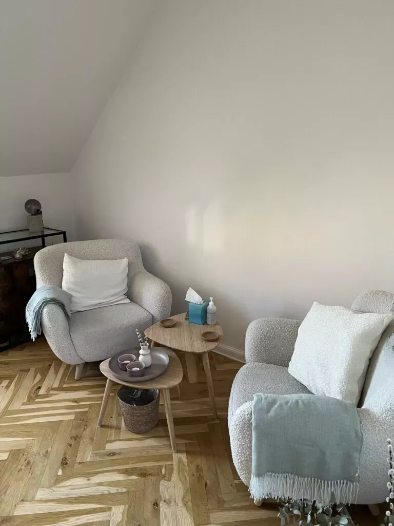 Hyggeligt terapeutisk lokale til samtaleterapi på Frederiksberg